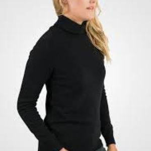SAKS 5th Avenue Black Cashmere Turtleneck Sweater